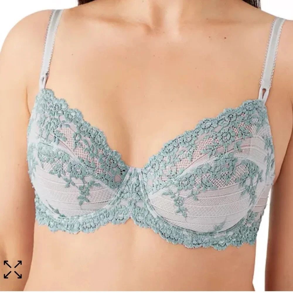 Wacoal Embrace Lace Underwire Bra 65191  Size 40D  Floral Coquette